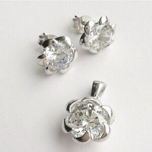New sterling silver cz flower necklace earring set